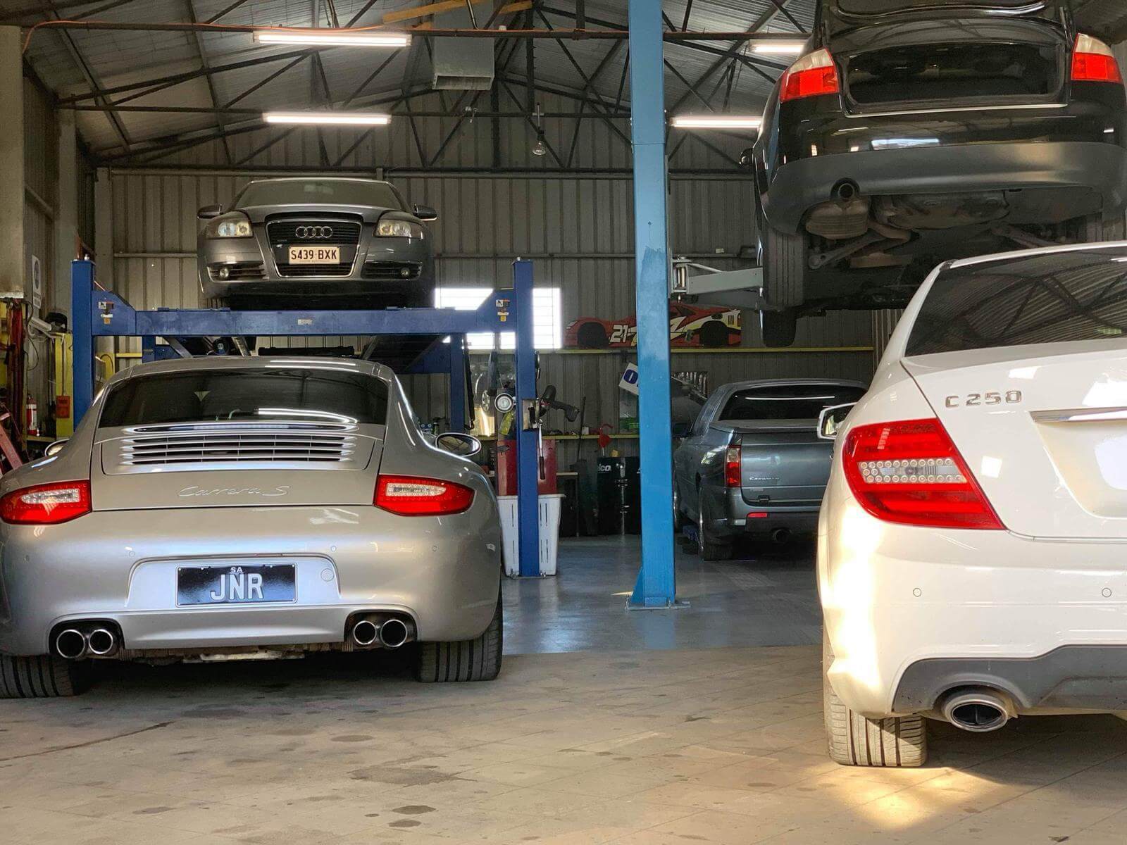 Jai's Auto Garage workshop gallery image
